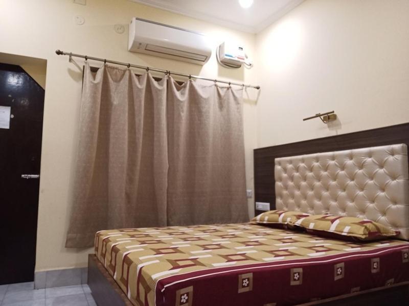 Scindhia Guest House Varanasi Eksteriør bilde